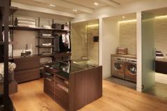 Bath & Closet