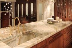 Bath & Closet