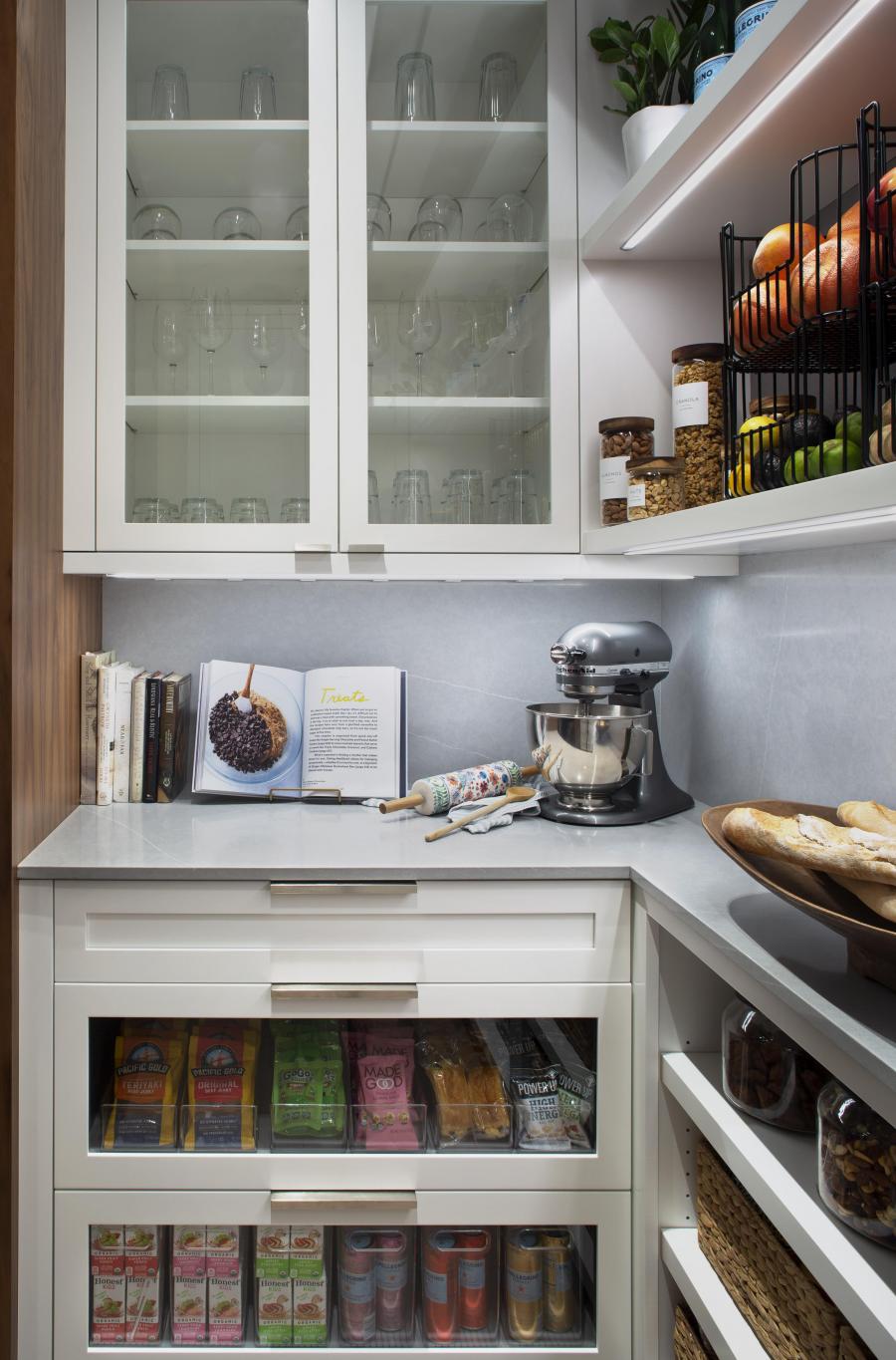 Clean Cabinets, Drawers & the Pantry