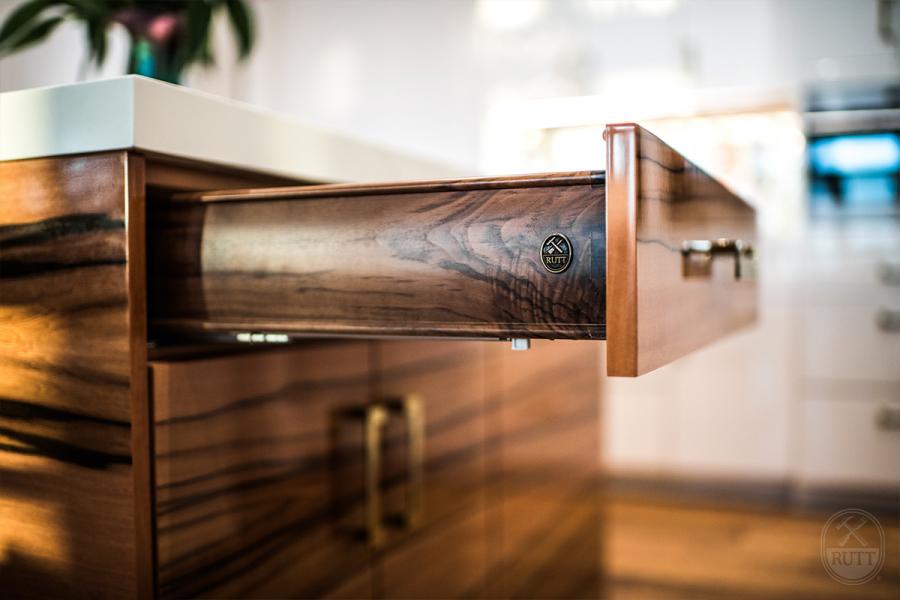 docking drawers