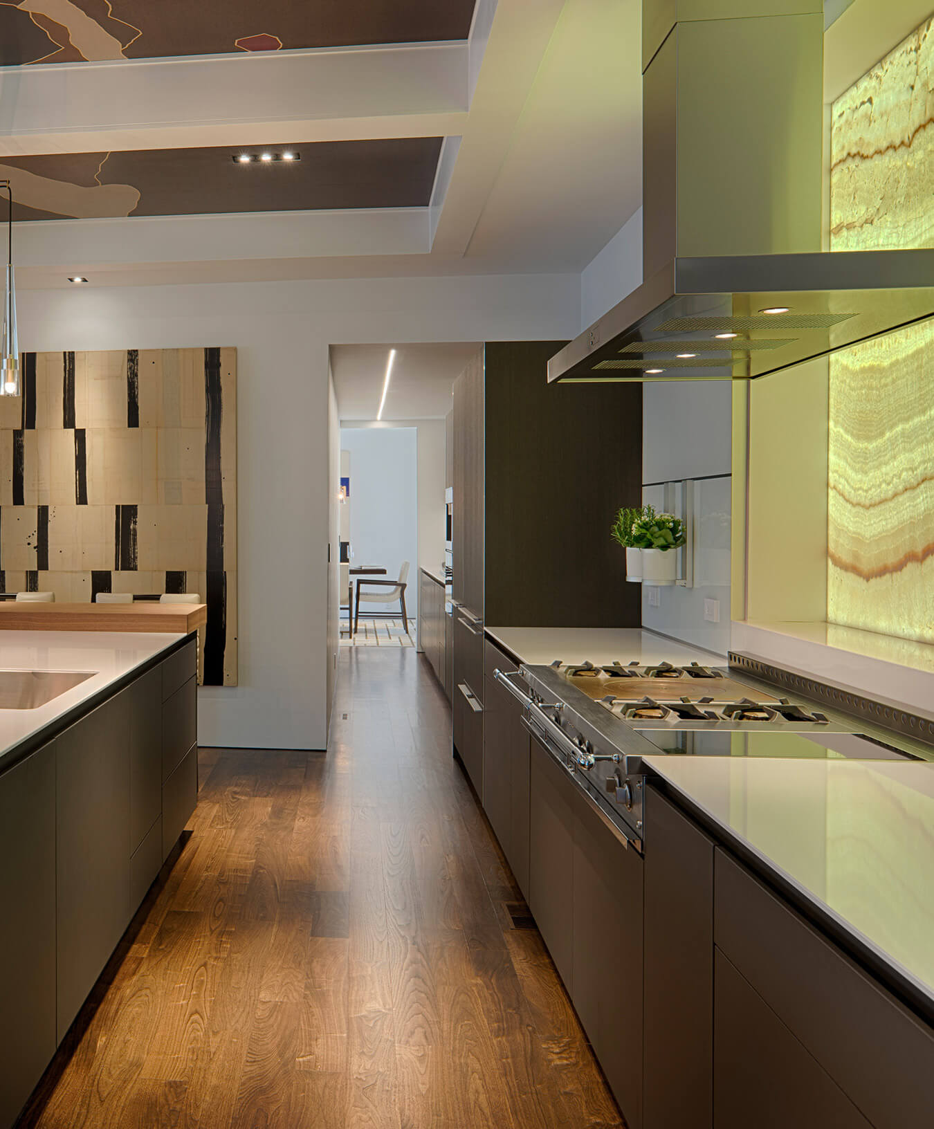 How to Integrate French Styled Appliances Into a Modern Kitchen