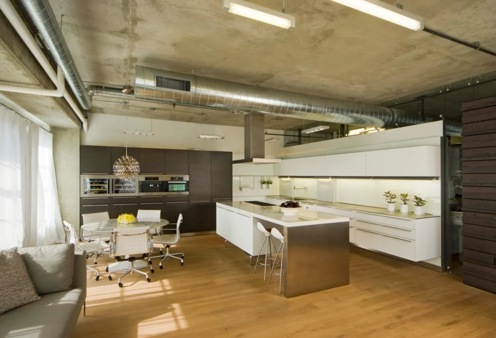 The Rise of Integrated Built-In Pantries: A Kitchen Essential