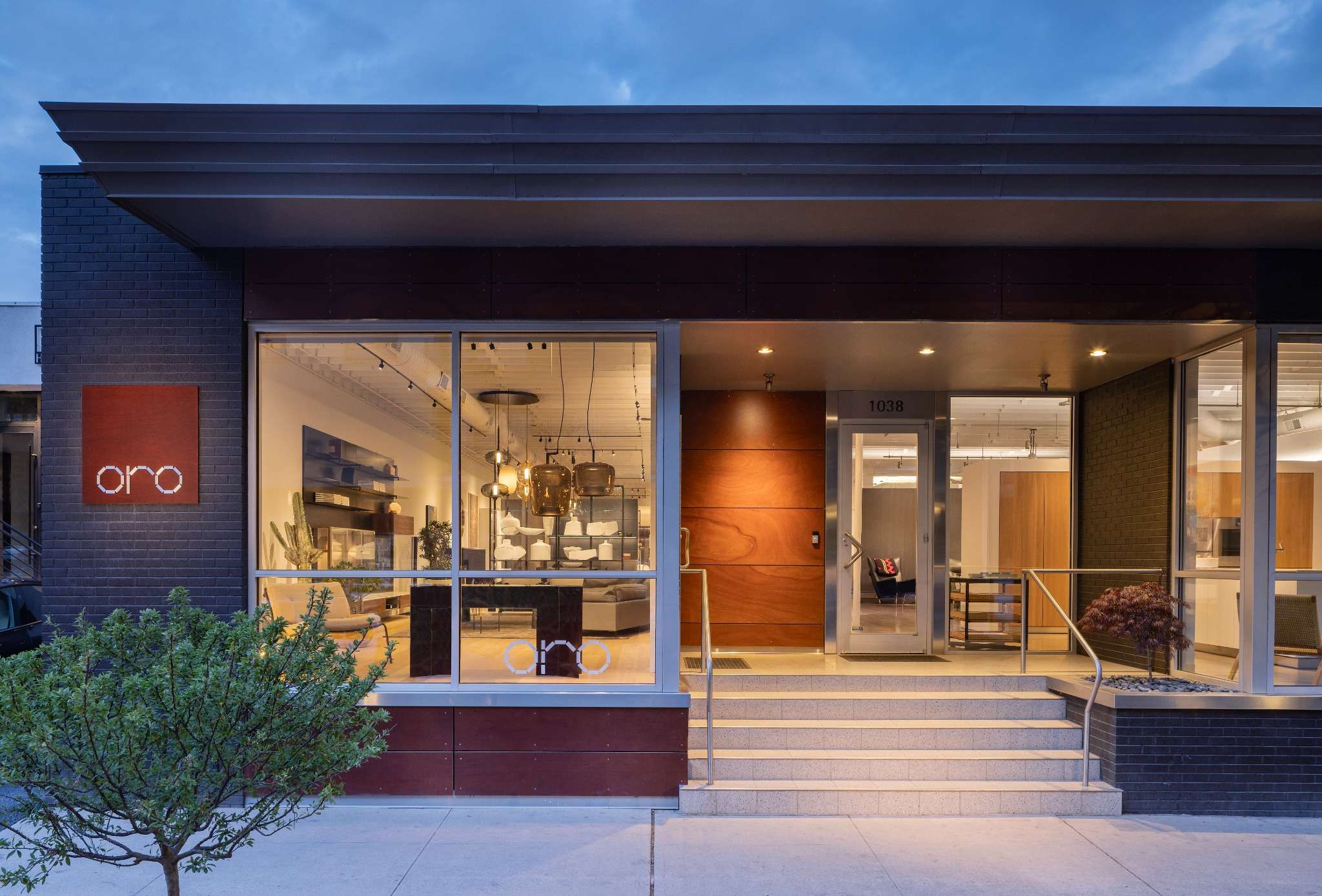 ORO Showroom Exterior